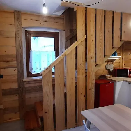 Vacanzaincadore شقة *