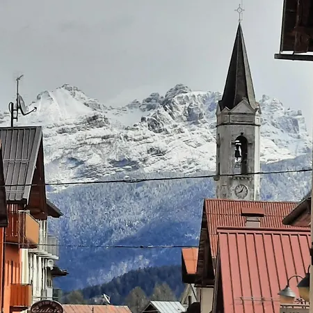 شقة Vacanzaincadore *